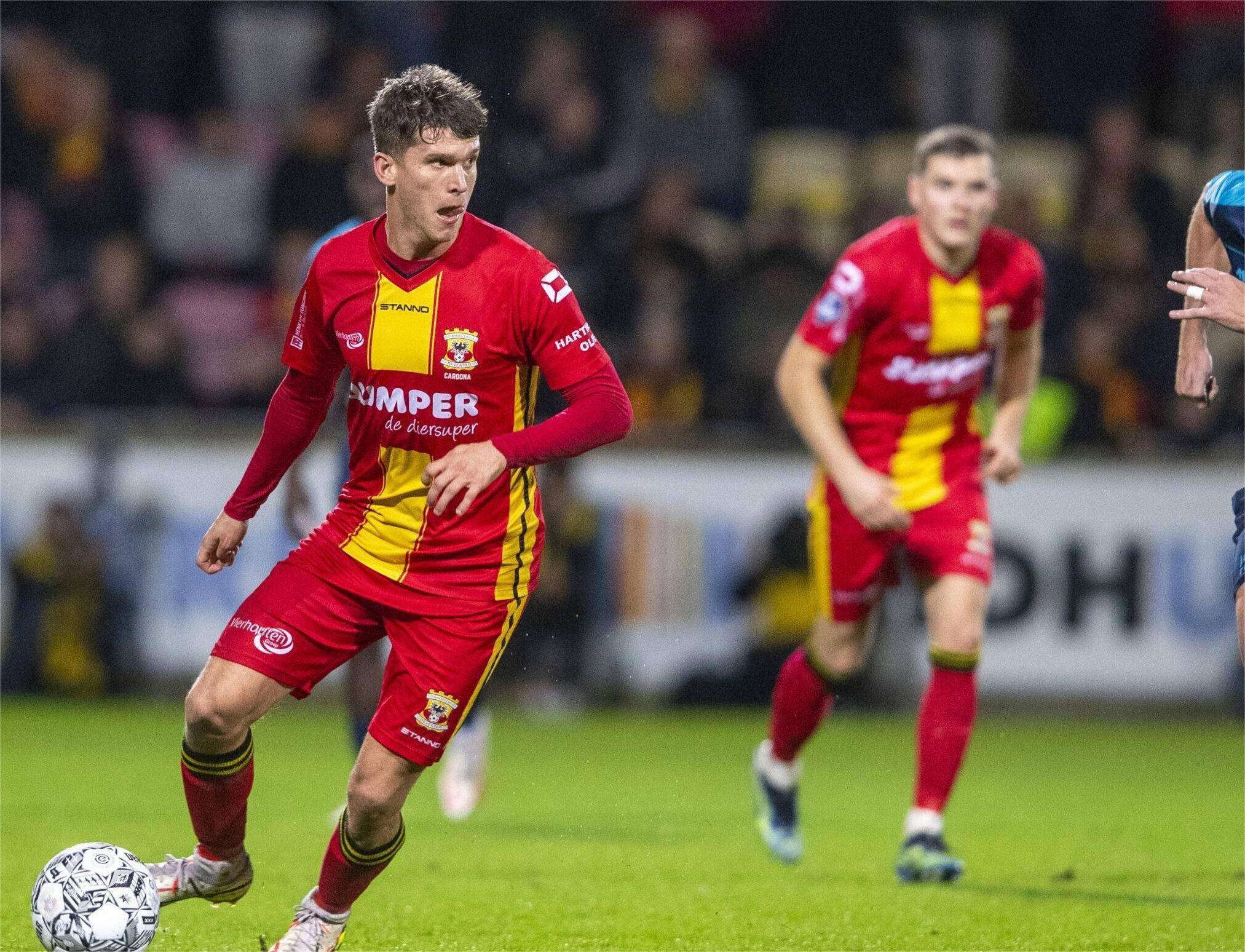 汉茨科充当 汉茨科充当